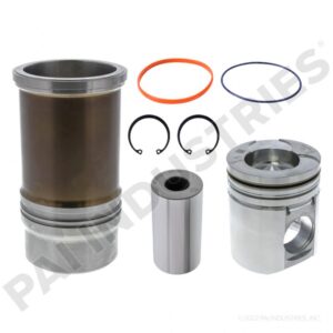 International Cylinder Kit Without Piston Rings 1824819C91